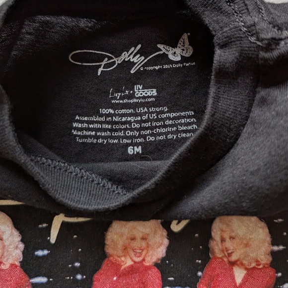 Dolly Parton triple threat tshirt preowned officially licensed merch 6 months - Picture 2 of 2